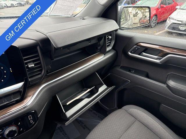 used 2025 Chevrolet Silverado 1500 car, priced at $40,995