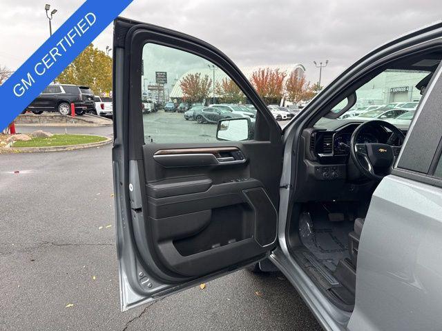 used 2025 Chevrolet Silverado 1500 car, priced at $40,995