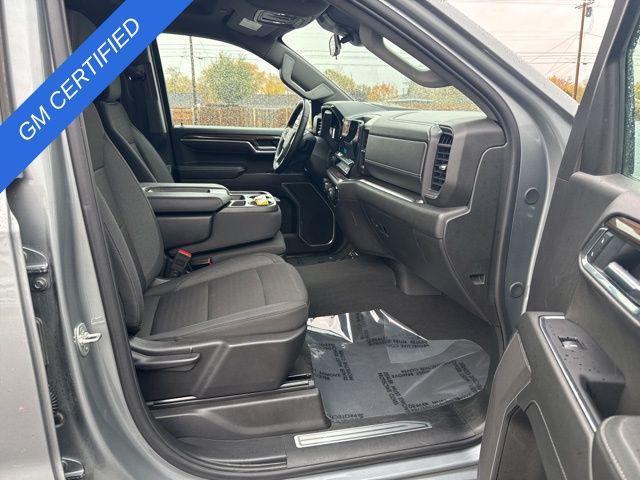 used 2025 Chevrolet Silverado 1500 car, priced at $40,995