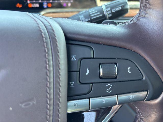 used 2023 Cadillac Escalade ESV car, priced at $78,989