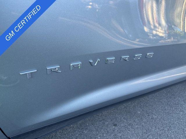 used 2025 Chevrolet Traverse car, priced at $37,988
