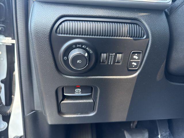 used 2022 Jeep Wagoneer car, priced at $41,989