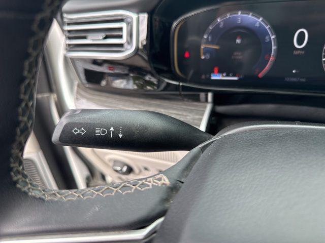 used 2022 Jeep Wagoneer car, priced at $30,996