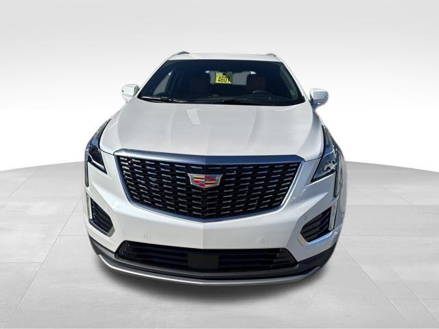 new 2025 Cadillac XT5 car, priced at $59,990