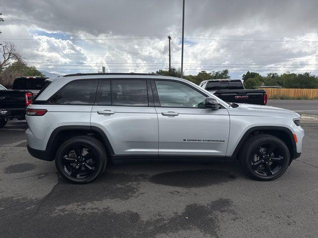 used 2024 Jeep Grand Cherokee car, priced at $28,495