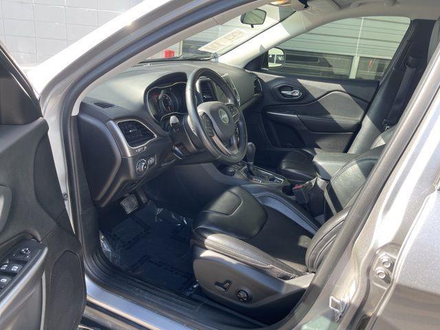 used 2020 Jeep Cherokee car, priced at $18,495
