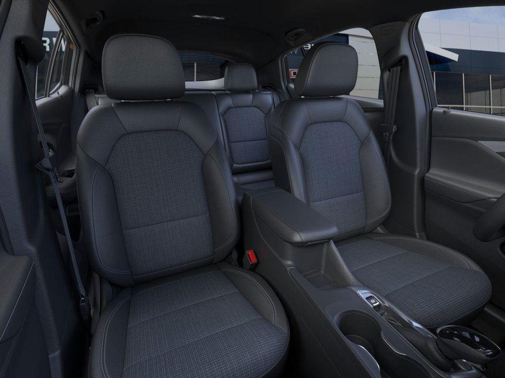 new 2025 Buick Envista car, priced at $24,180