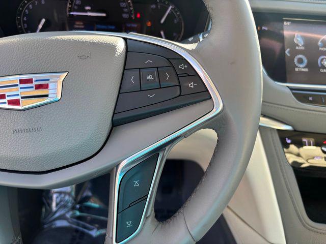 used 2017 Cadillac XT5 car, priced at $12,750