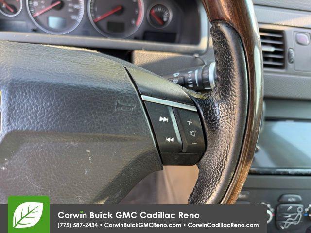 used 2007 Volvo XC90 car, priced at $3,250