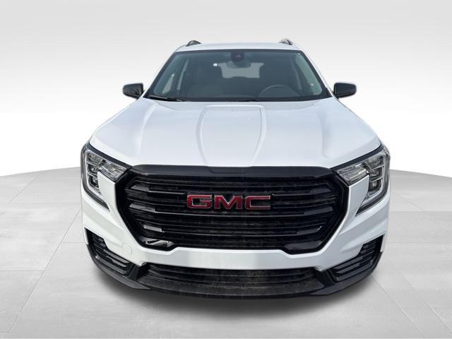 new 2024 GMC Terrain car, priced at $31,005