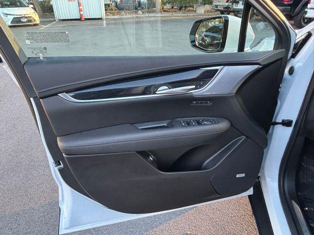 used 2025 Cadillac XT5 car, priced at $44,995