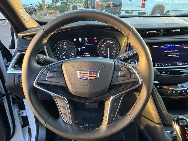 used 2025 Cadillac XT5 car, priced at $44,995