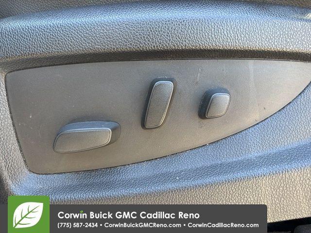 used 2015 GMC Yukon car, priced at $19,495