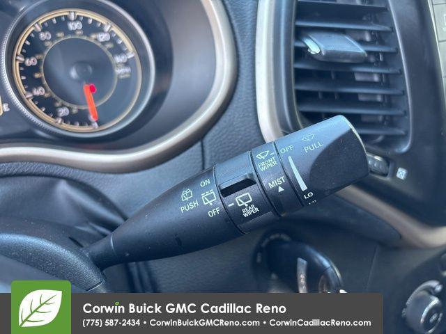 used 2016 Jeep Cherokee car, priced at $12,989