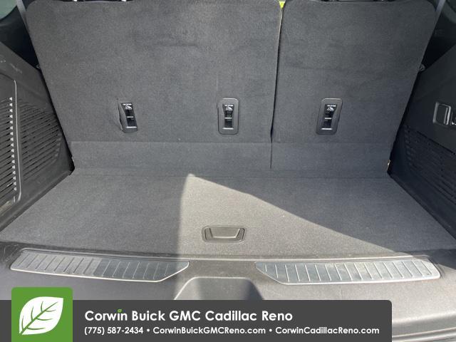 used 2022 GMC Yukon car, priced at $65,989