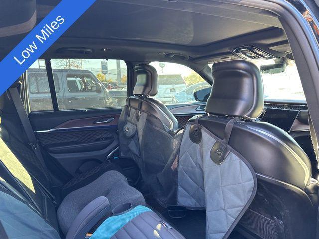 used 2022 Jeep Grand Cherokee car, priced at $41,989