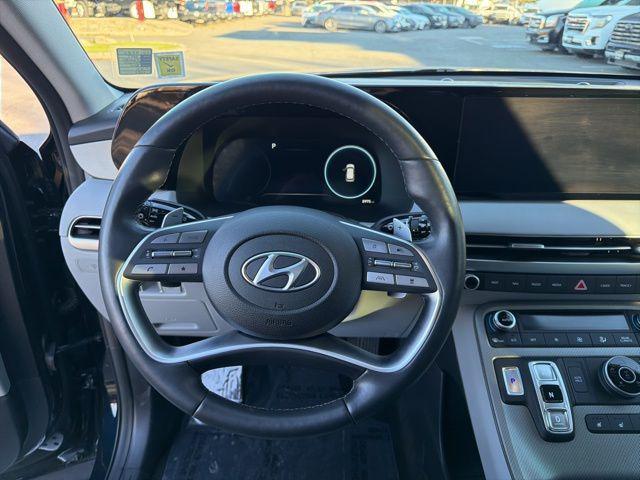 used 2025 Hyundai Palisade car, priced at $38,989