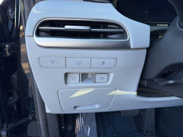 used 2025 Hyundai Palisade car, priced at $38,989