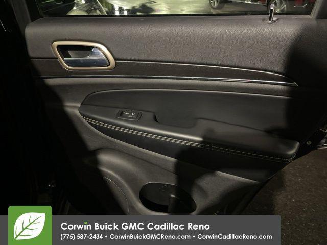 used 2017 Jeep Grand Cherokee car, priced at $13,995