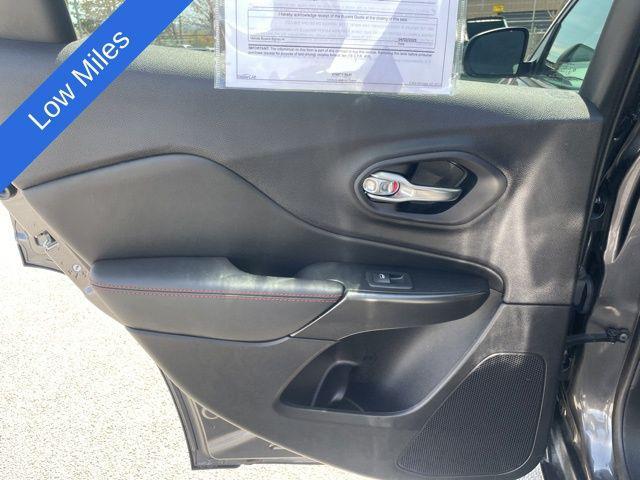 used 2021 Jeep Cherokee car, priced at $26,495