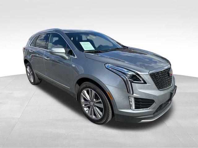 used 2025 Cadillac XT5 car, priced at $39,989