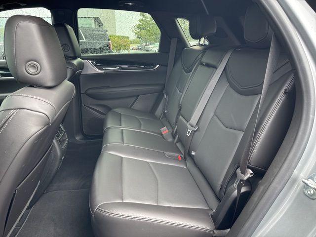 used 2025 Cadillac XT5 car, priced at $39,989