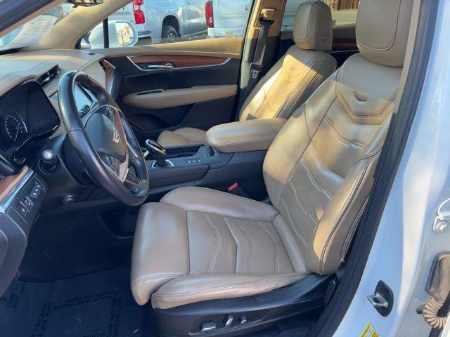 used 2017 Cadillac XT5 car, priced at $15,500