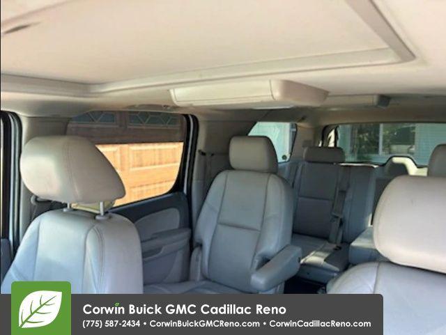 used 2013 GMC Yukon XL car, priced at $19,995