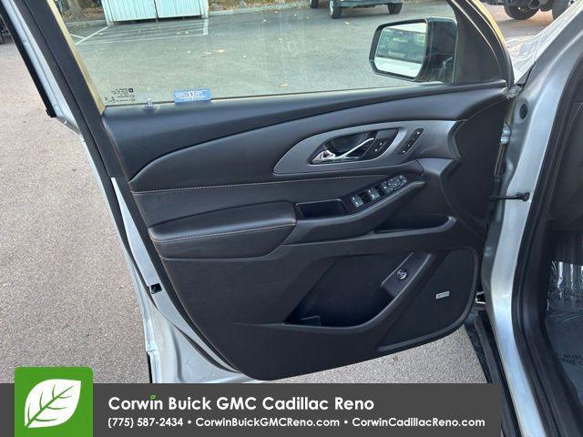 used 2020 Chevrolet Traverse car, priced at $27,500