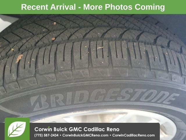 used 2013 GMC Yukon car, priced at $12,500