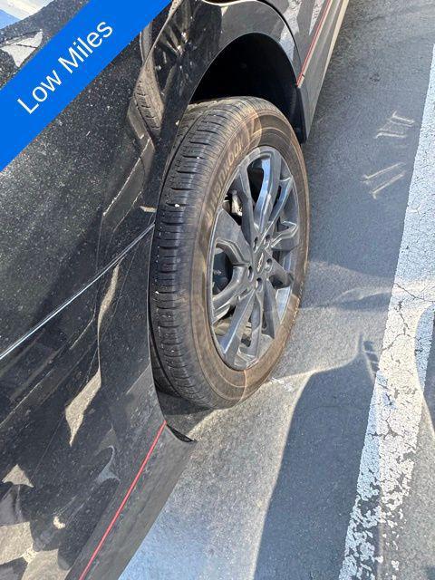 used 2024 Chevrolet Equinox car, priced at $25,989