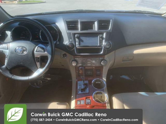 used 2013 Toyota Highlander car, priced at $18,989