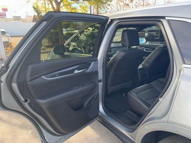 used 2025 Cadillac XT5 car, priced at $41,989