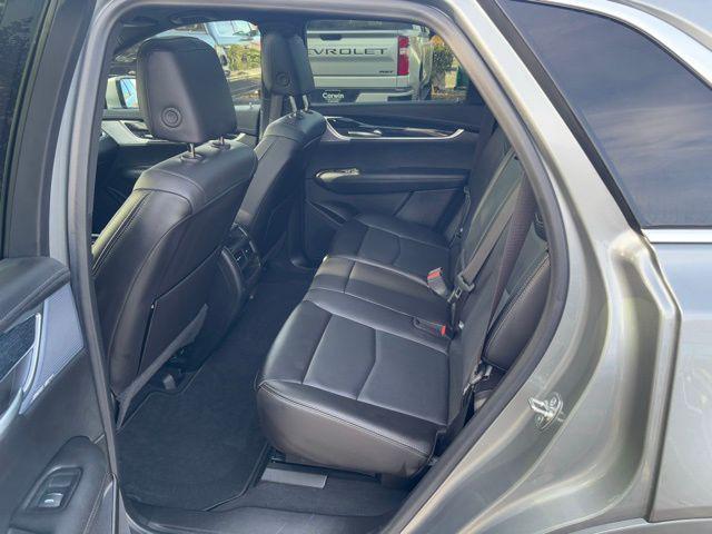 used 2025 Cadillac XT5 car, priced at $41,989