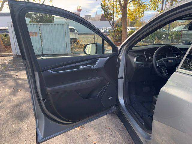 used 2025 Cadillac XT5 car, priced at $41,989