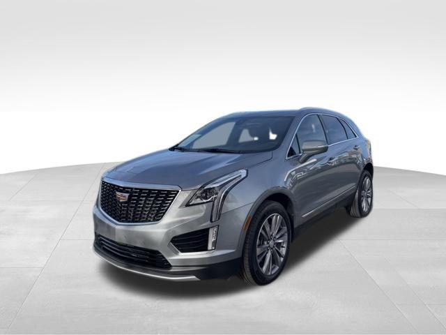 used 2025 Cadillac XT5 car, priced at $41,989