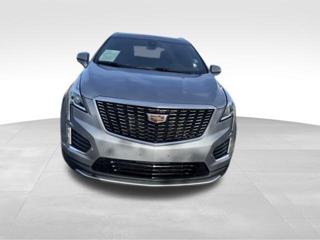 used 2025 Cadillac XT5 car, priced at $41,989