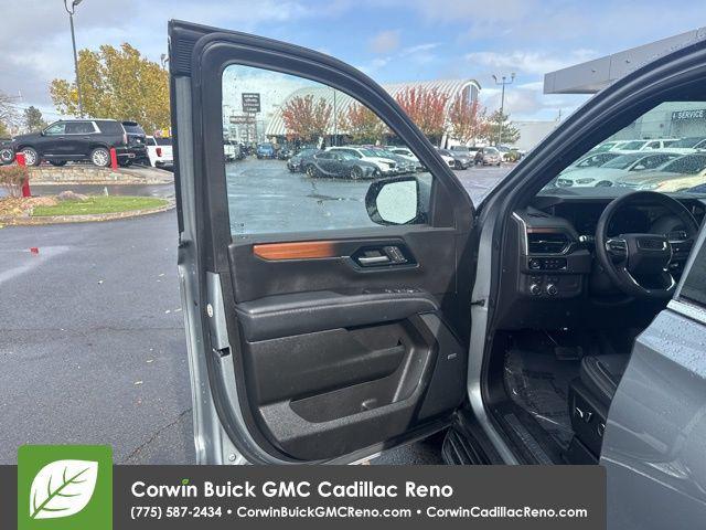 used 2025 GMC Yukon car, priced at $74,500