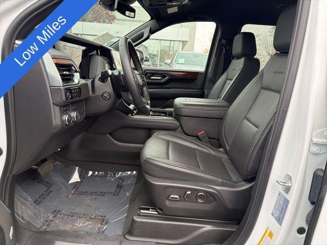 used 2025 GMC Yukon XL car, priced at $73,989