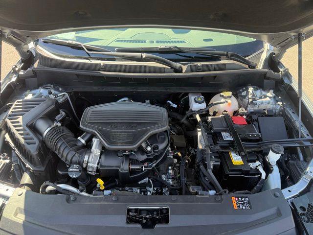 used 2025 Cadillac XT6 car, priced at $44,989