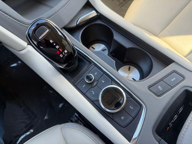 used 2025 Cadillac XT6 car, priced at $44,989