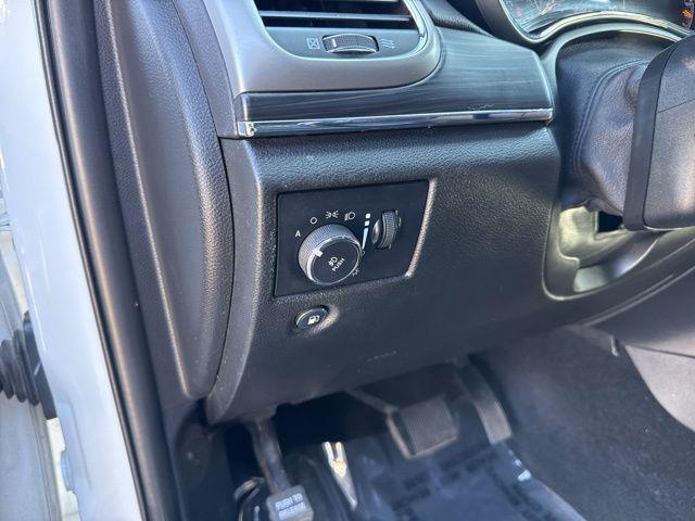 used 2021 Jeep Grand Cherokee car, priced at $19,995