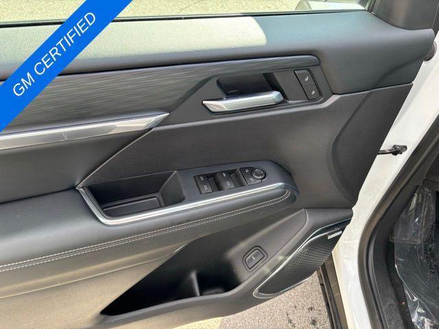 used 2025 GMC Acadia car, priced at $33,995