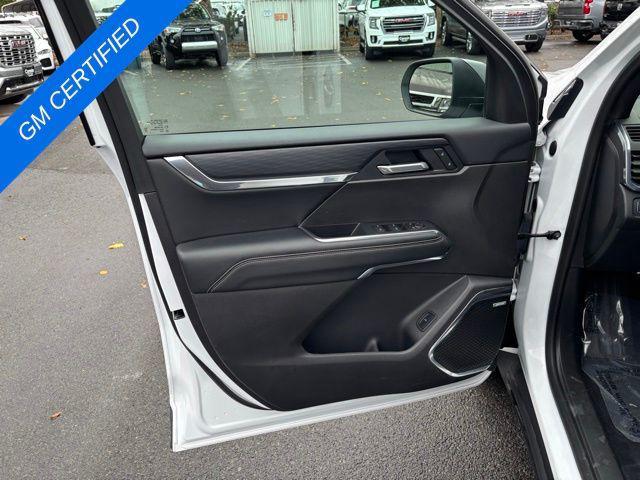 used 2025 GMC Acadia car, priced at $34,989