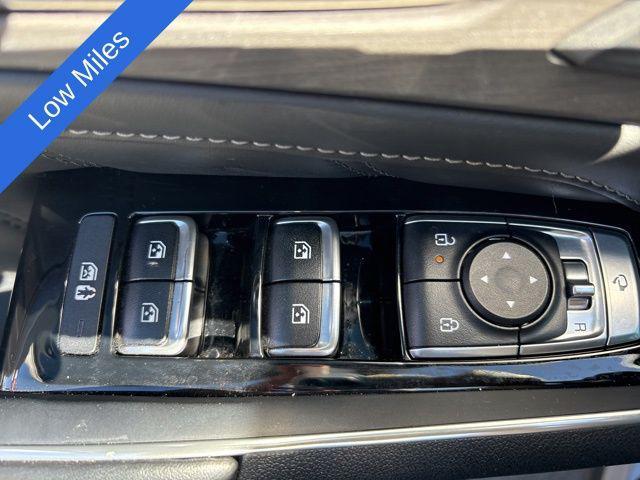 used 2024 Kia Sorento car, priced at $38,500