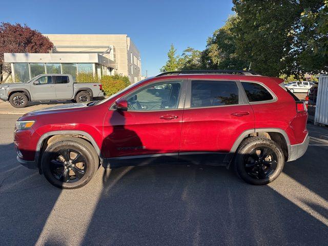 used 2020 Jeep Cherokee car, priced at $12,989
