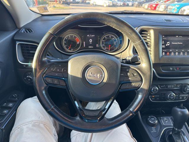 used 2020 Jeep Cherokee car, priced at $12,989