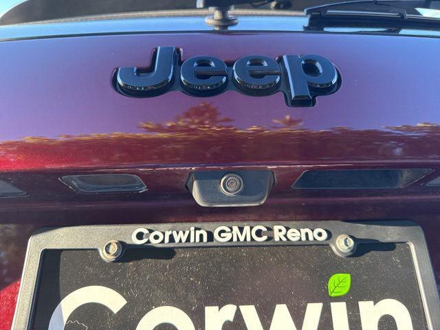 used 2020 Jeep Cherokee car, priced at $12,989