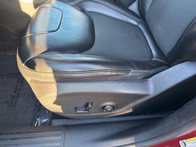 used 2020 Jeep Cherokee car, priced at $12,989