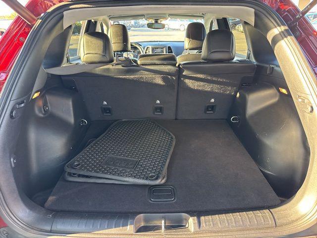 used 2020 Jeep Cherokee car, priced at $12,989